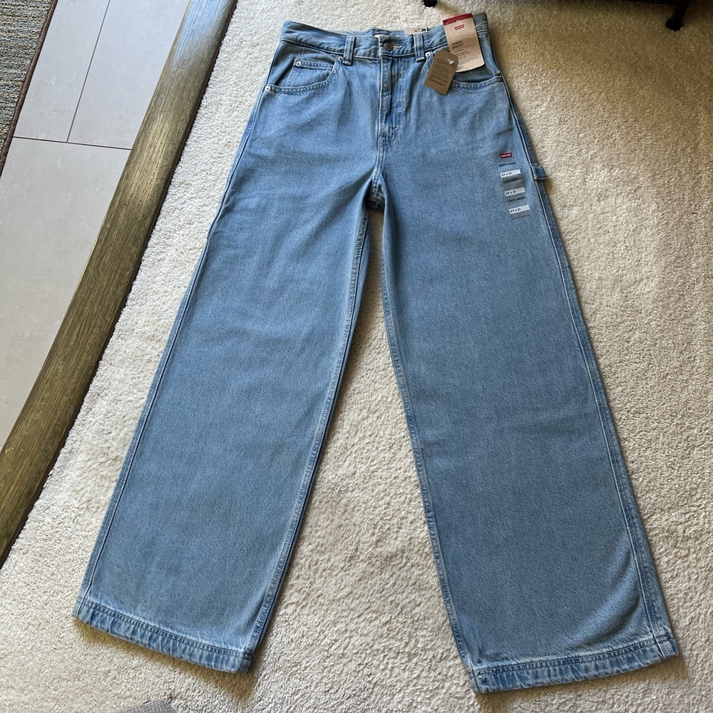 NWT Levi's Cinch Baggy High Rise Cargo Women's Jeans Size 27/31 - Picture 2 of 12